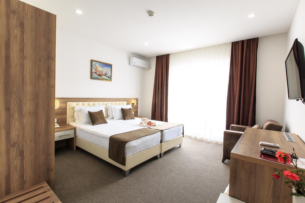 Hotel Akapulco Sutomore Esterno foto